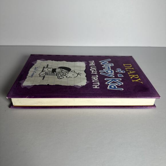 The Ugly Truth (Diary of a Wimpy Kid, Book 5) - Hardcover - VERY GOOD - Picture 5 of 7